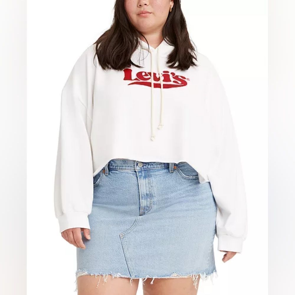 Levi's Trendy Plus Cropped Puffed-Logo Hoodie